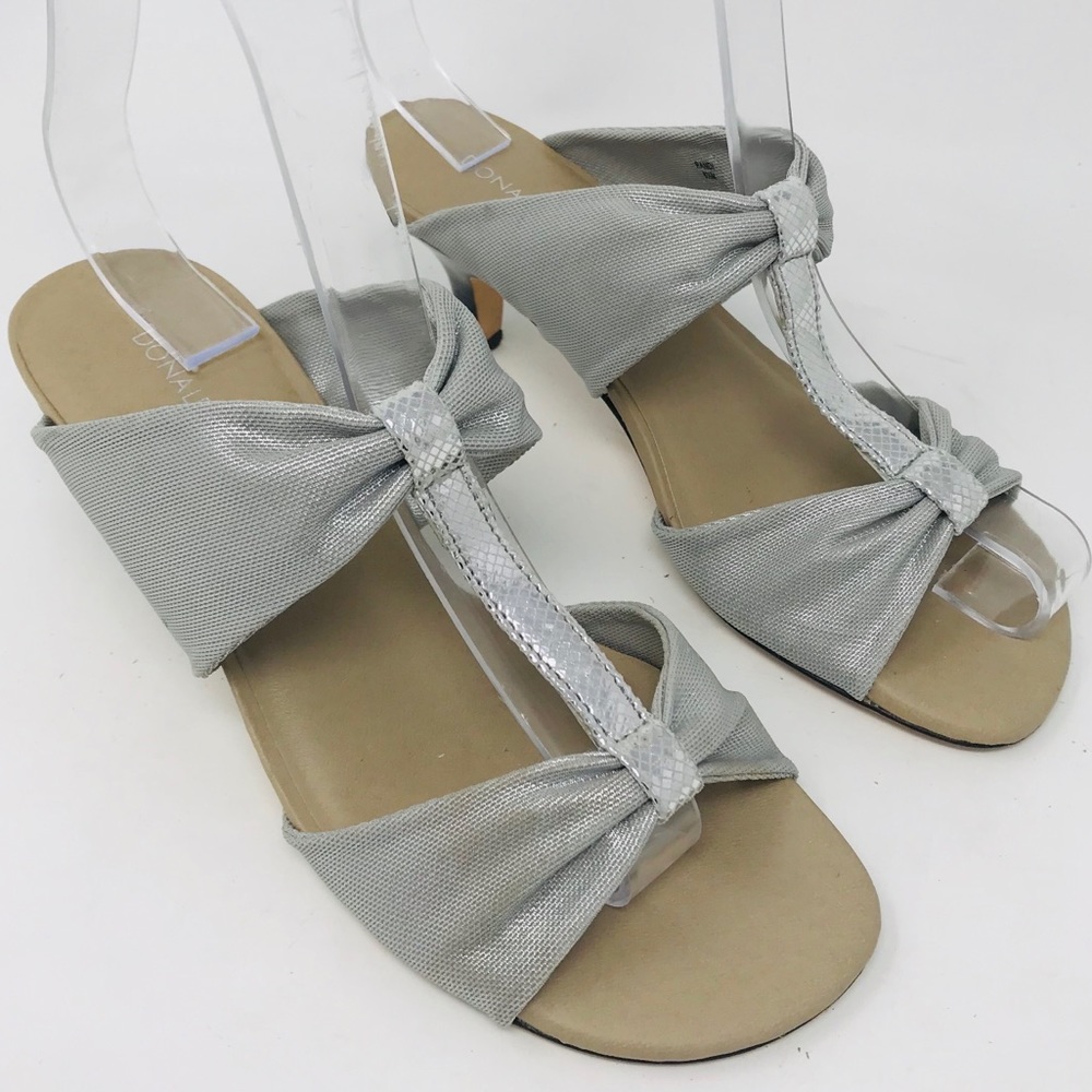 Donald J Pliner Randi Sandals Silver Metallic Heel - Picture 1 of 8
